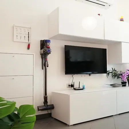 Apartment Holihome Marini House *