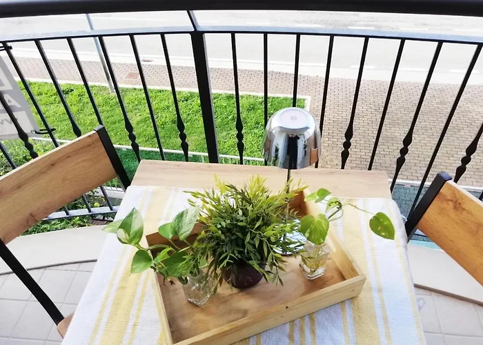 Holihome Marini House Апартаменты *